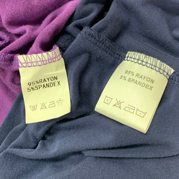 Lot of 2 Womens XL Rayon Blend Long and Short Sleeve Lightweight V Neck Tops - Picture 5 of 5